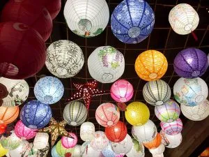 LAnterns that are hung during Hong Kong festivals and events.