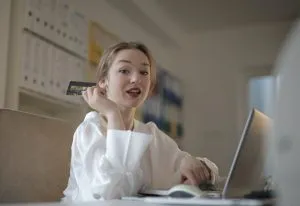 woman on laptop