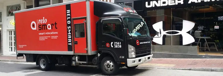 Moving truck
