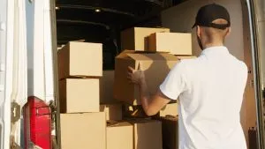 Picture of a moving crew member. Professional movers will help you prepare for moving to Shanghai