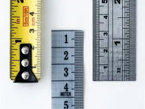 yellow and gray measuring tape