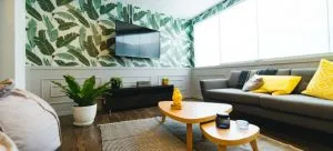 Personalize your new home after moving with wallpaper