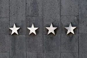 four starts on the wall - perform a background check on Hong Kong movers