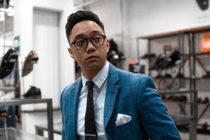 a man that can help you buy a new home in Hong Kong remotely