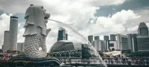 Singapore national symbol, an 8.6-meter-high sculpture of lava fish weighing 70 tons, called Merlion