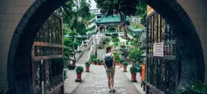 A girl visits places in Hong Kong and thinks about the things she will miss most when move out of Hong Kong!