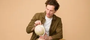 A man choosing place to move